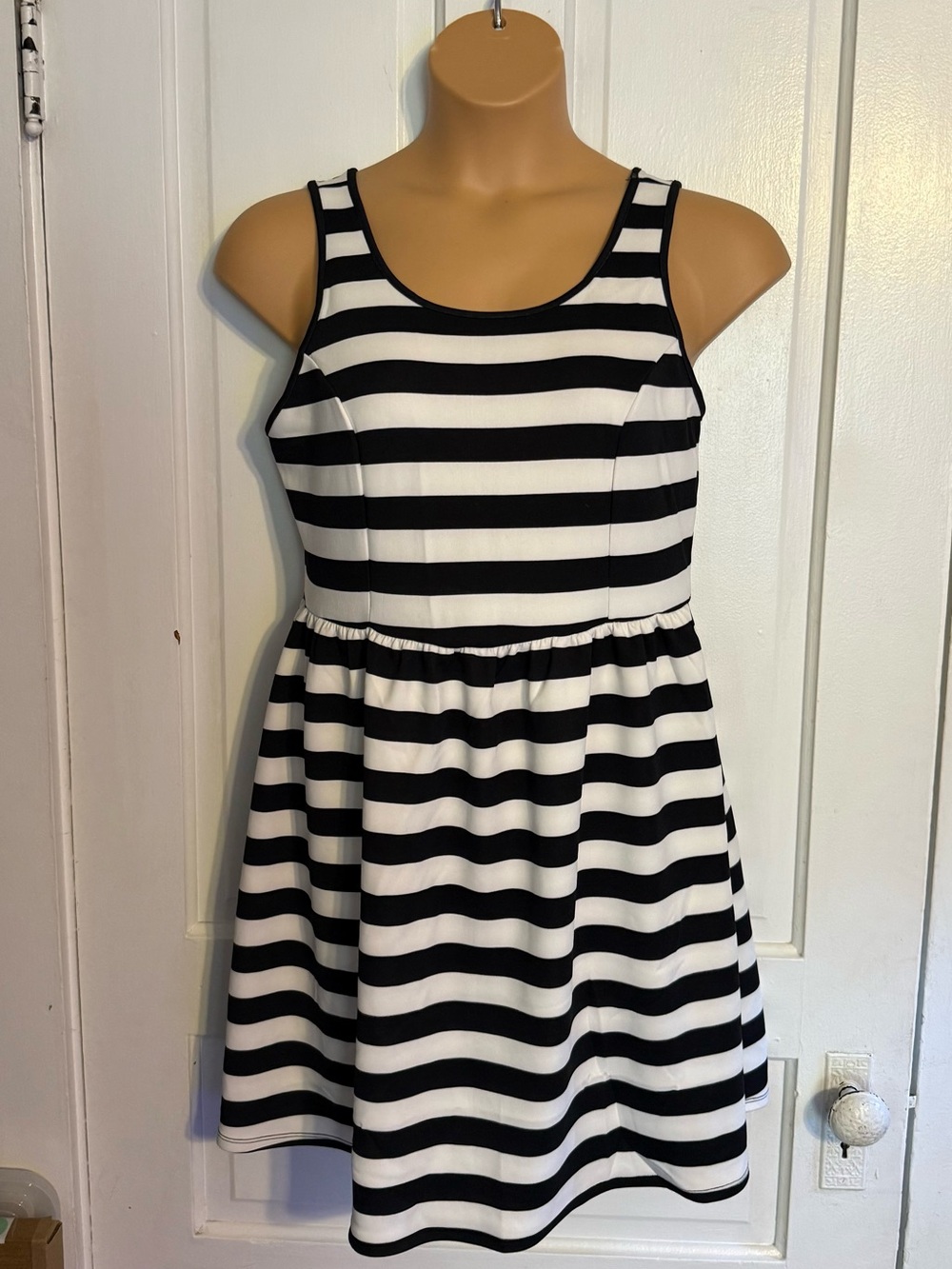 Forever 21 NWT Black & White Striped Fit & Flare Dress